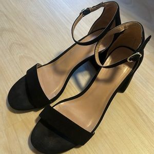 Velvet Black Ankle Strap Pumps